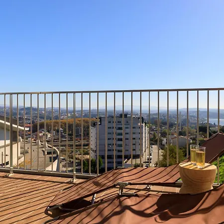 Dragao Rooftop Apartment *